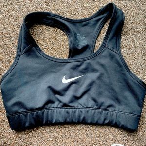 Nike sports bra. Size small.
